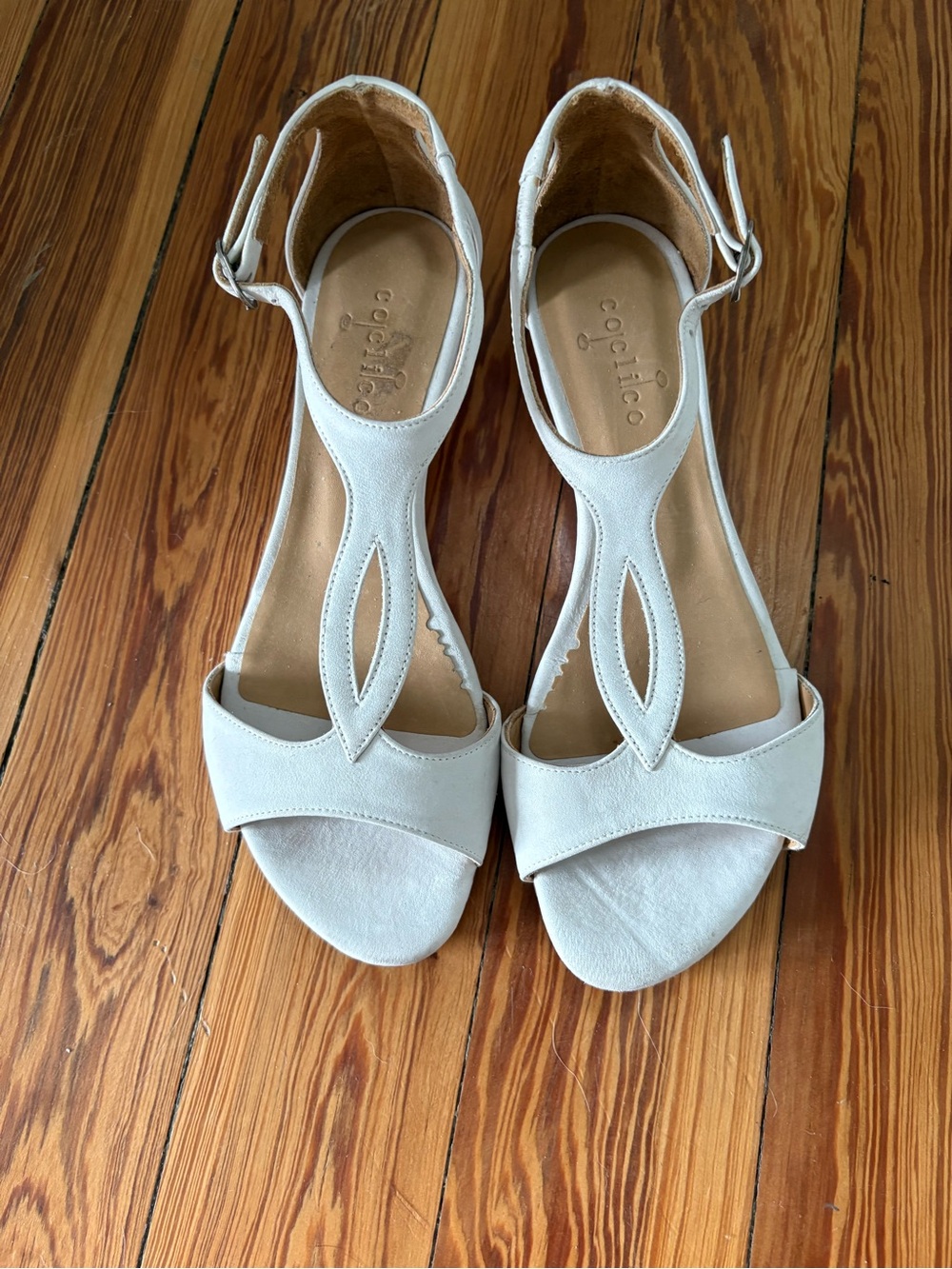 COCLICO White Leather T-Strap Sandals with Ankle Buckle